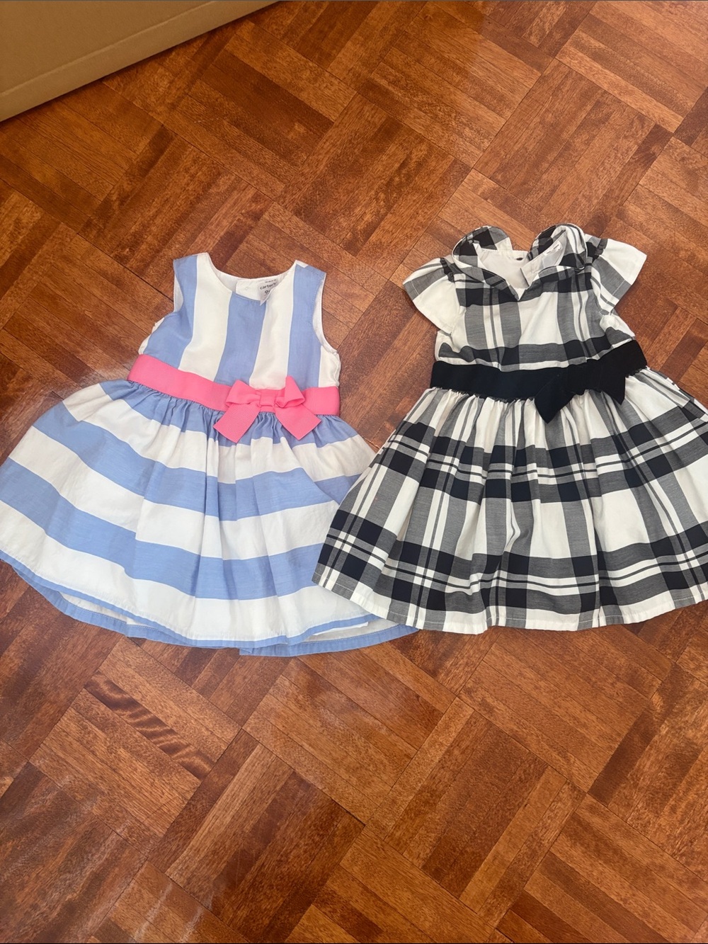 2 carters dresses Girls 9m